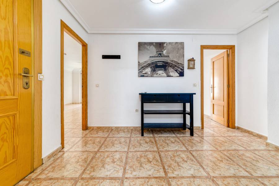 Sale - Apartment - Centro - Torrevieja