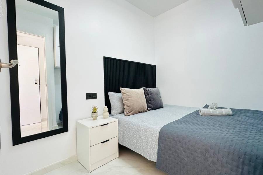 Sale - Apartment - Cabo cervera - Torrevieja