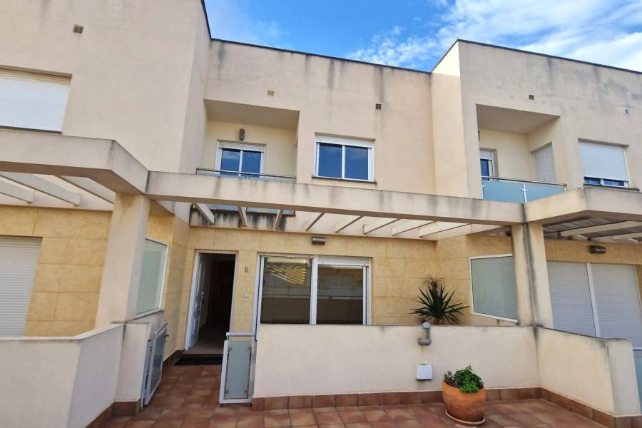 Venta - Casa Tipo Dúplex - La herrada - Los Montesinos