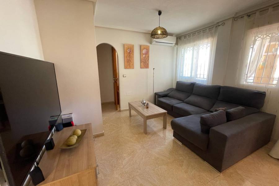 Sale - Terraced house - Sector 25 - Torrevieja