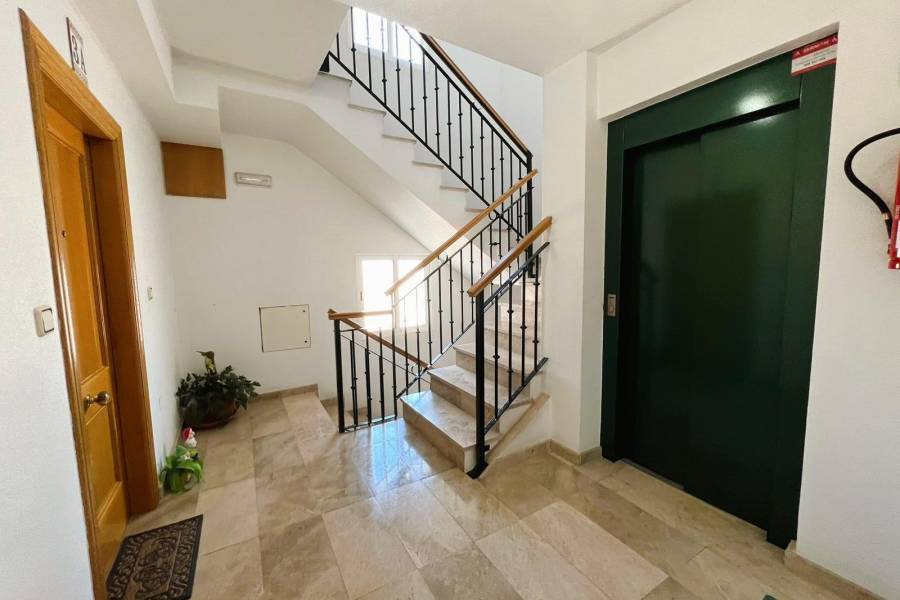 Sale - Flat - Torreaguera