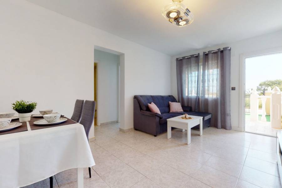 Venta - Bungalow Planta Baja - El chaparral - Torrevieja