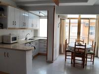 https://fotos15.apinmo.com/476/13354597/54-4.jpg