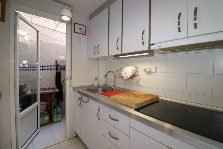 Venta - Bungalow Planta Baja - Aguas nuevas 1 - Torrevieja