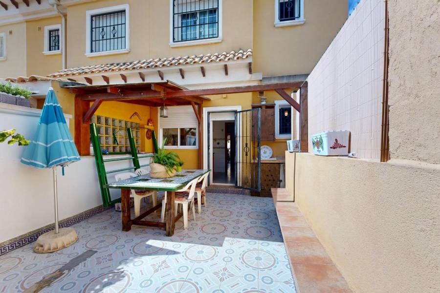 Venta - Chalet - Aguas nuevas 1 - Torrevieja