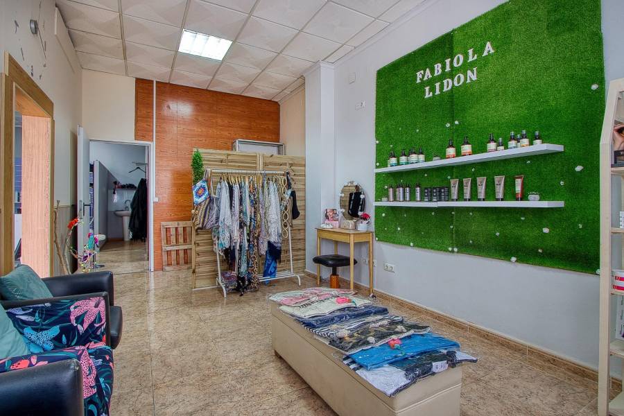 Venta - Local comercial - La Mata - Torrevieja