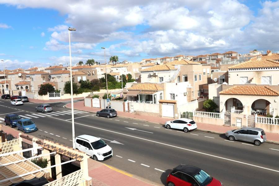 Sale - Terraced house - Aguas nuevas 1 - Torrevieja