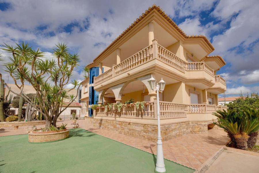 Vente - Villa de Luxe - Desamparados-Hurchillo-Torremendo - Orihuela