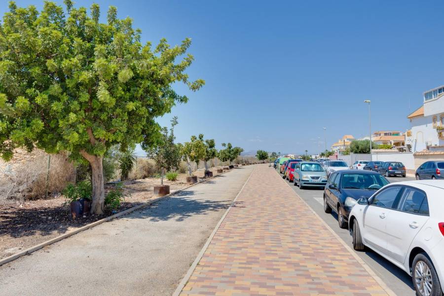 Venta - Bungalow Planta Alta - Centro - Torrevieja