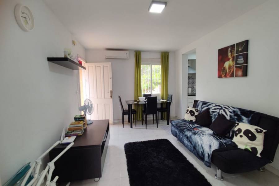 Vente - Bungalow Étage Haut - Aguas nuevas 1 - Torrevieja