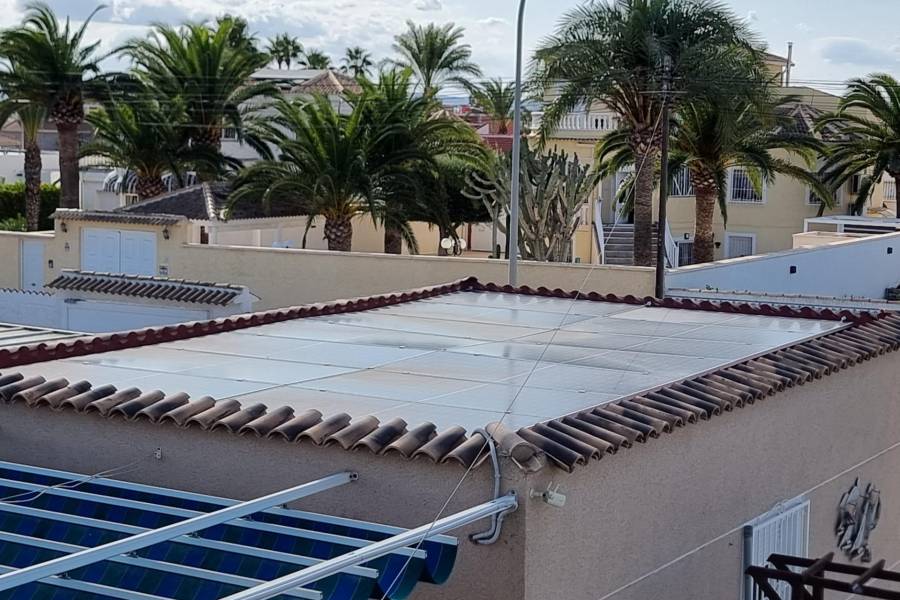 Sale - Villa - San luis - Torrevieja