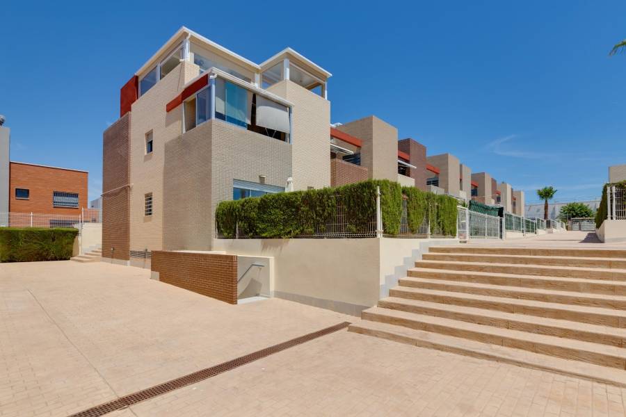 Vente - Bungalow Étage Bas - Sector 25 - Torrevieja