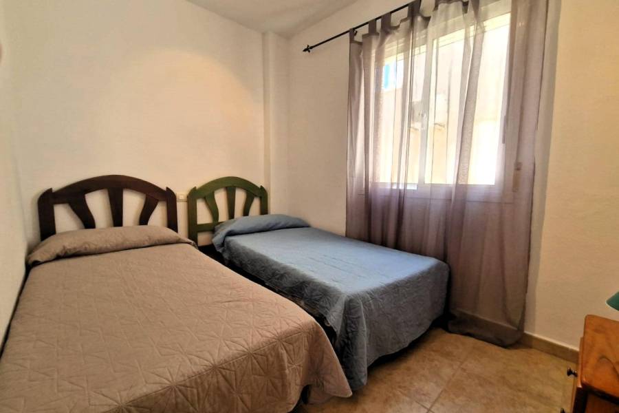 Venta - Bungalow Planta Alta - Aguas nuevas 1 - Torrevieja