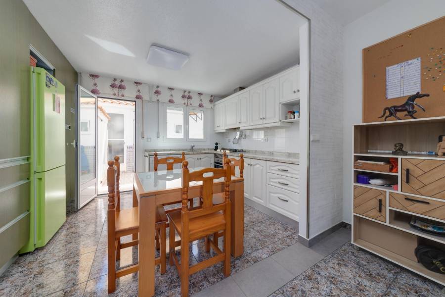 Vente - Maison mitoyenne - SANTIAGO DE LA RIBERA - Santiago de la ribera