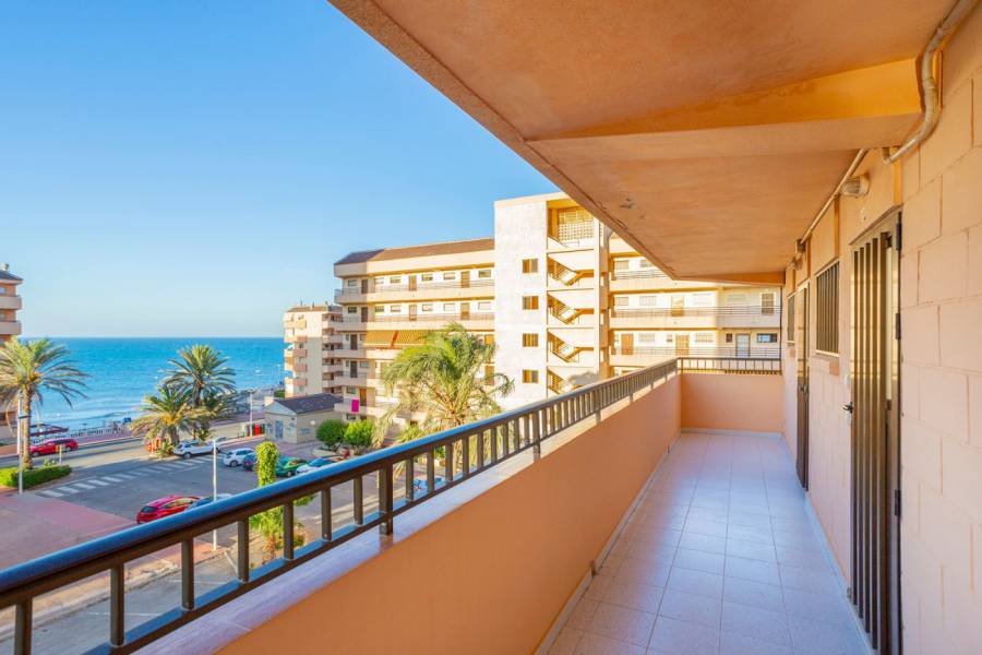 Sale - Apartment - Cabo cervera - Torrevieja