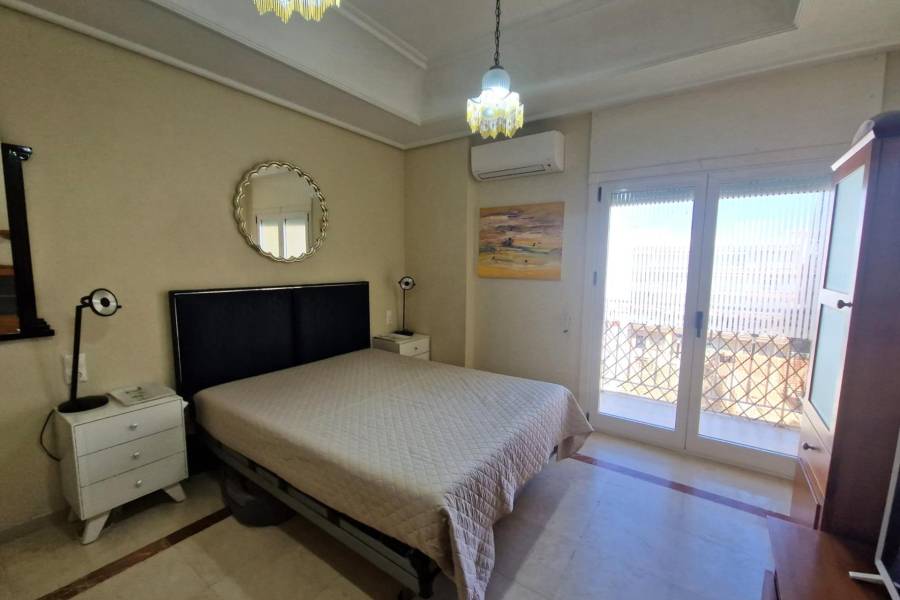 Sale - Studio - Paseo maritimo - Torrevieja