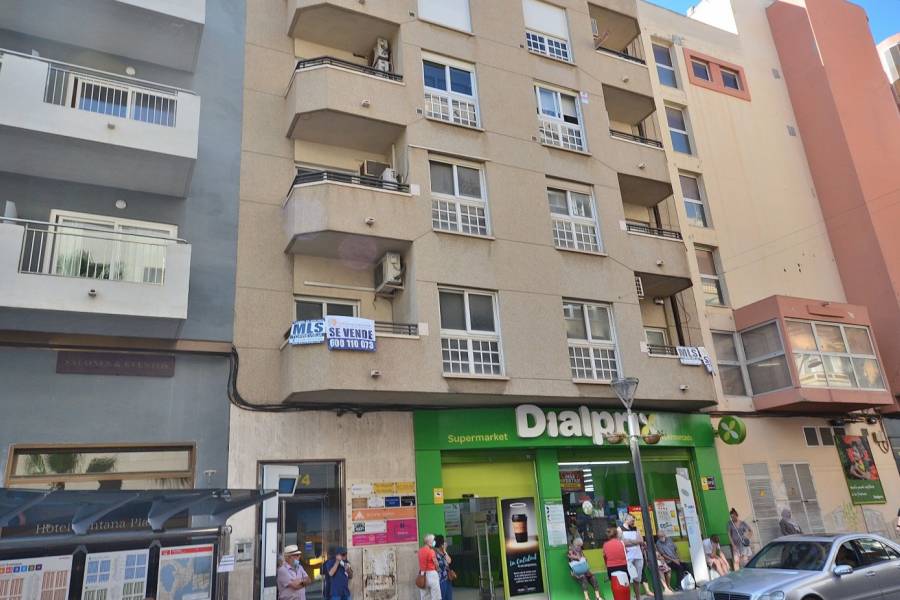 Sale - Business Premise - Centro - Torrevieja