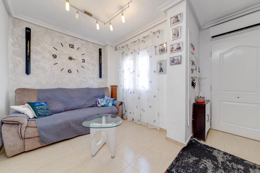 Venta - Chalet - Aguas nuevas 1 - Torrevieja