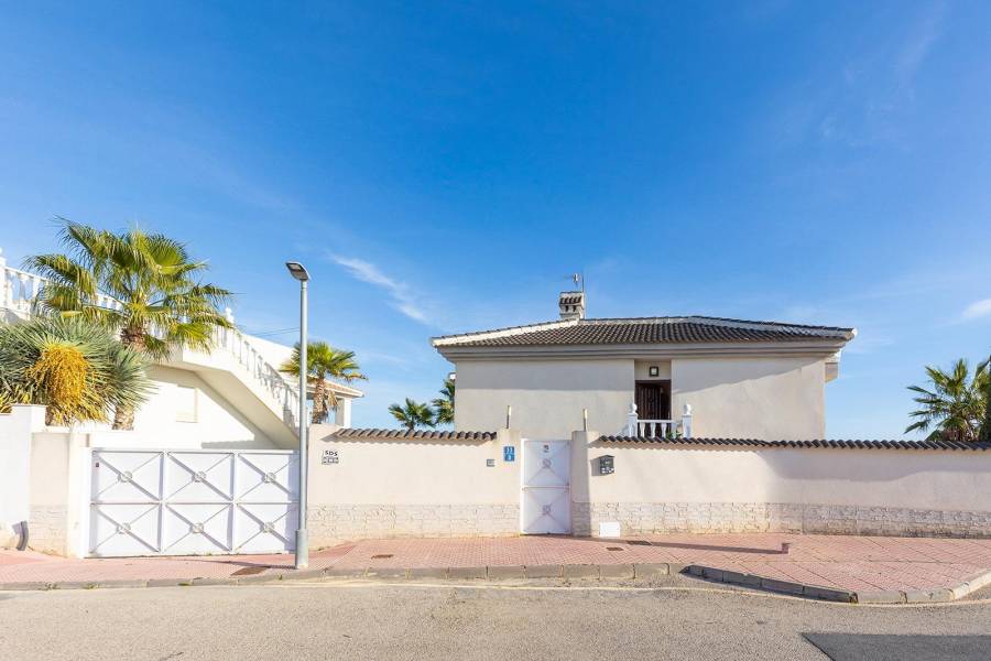 Villa - Sale - Campo de golf la marquesa - Rojales