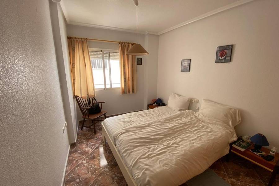 Sale - Flat - Centro - Torrevieja