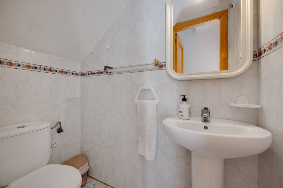 Sale - House Type Duplex - Aguas nuevas 2 - Torrevieja