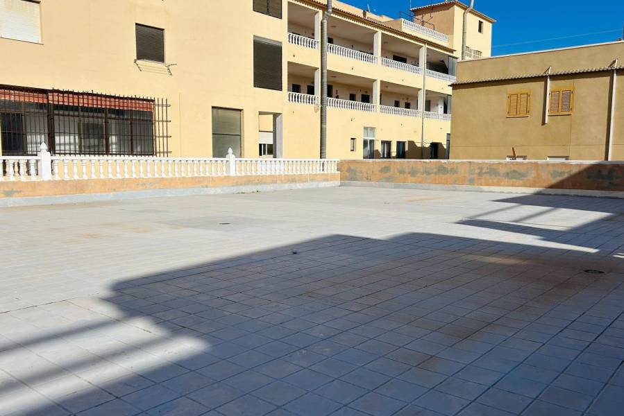 Sale - Business Premise - La Mata - Torrevieja