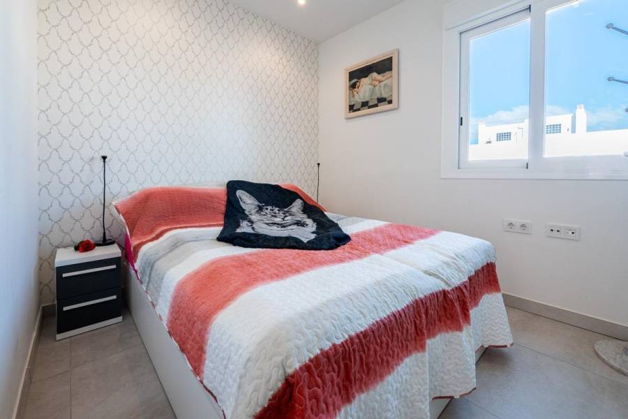 Venta - Apartamento - Sector 25 - Torrevieja