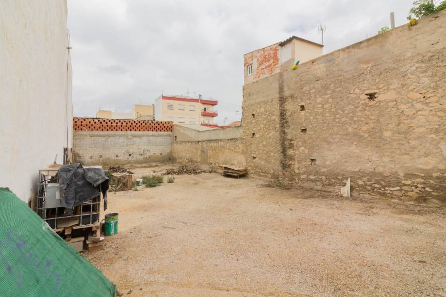 Venta - Terreno urbano - Molins - Orihuela