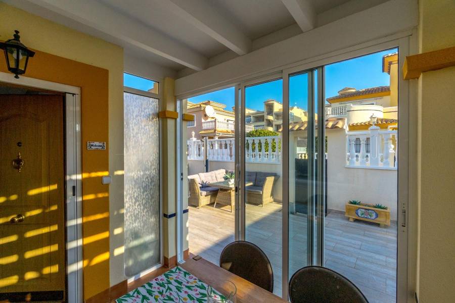 Sale - Villa - Urbanización Perla del Mar - Orihuela