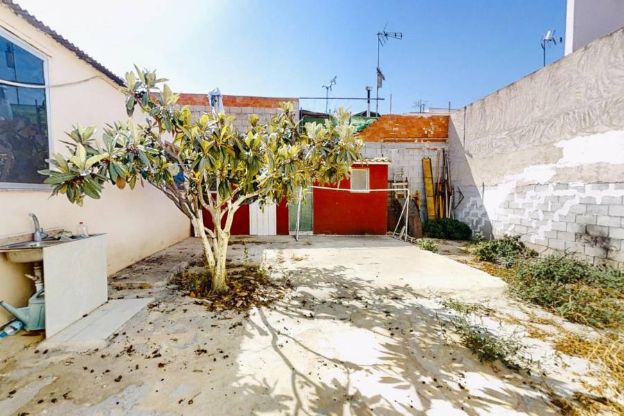 Venta - Local comercial - Pueblo 4 - Benijofar