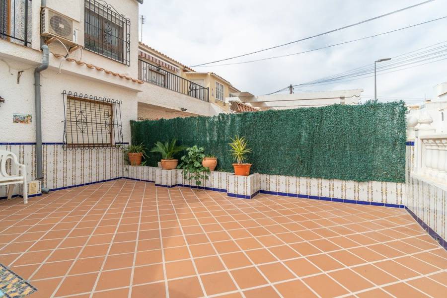 Venta - Bungalow - Playa de los Naufragos - Torrevieja