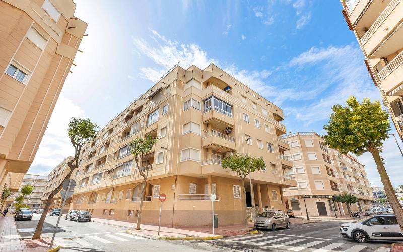 Apartamento - Sale - Los secanos - Guardamar del Segura