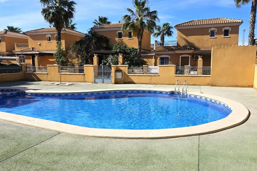 Vente - Maison mitoyenne - Sector 25 - Torrevieja