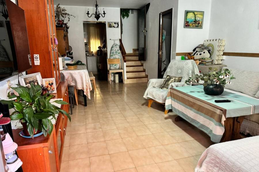 Casa Tipo Dúplex - Venta - Playa de los Naufragos - Torrevieja