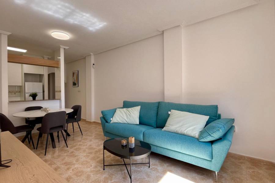 Sale - Flat - Centro - Torrevieja